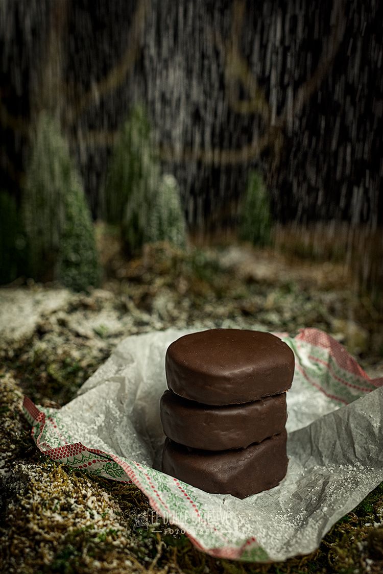 Polvorones de chocolate. Blog dedicado a la repostería y los dulces.